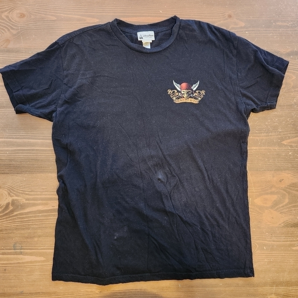 Disney Parks Men's "Dead Men Tell No Tales" T-Shirt Light Black • Large Rare